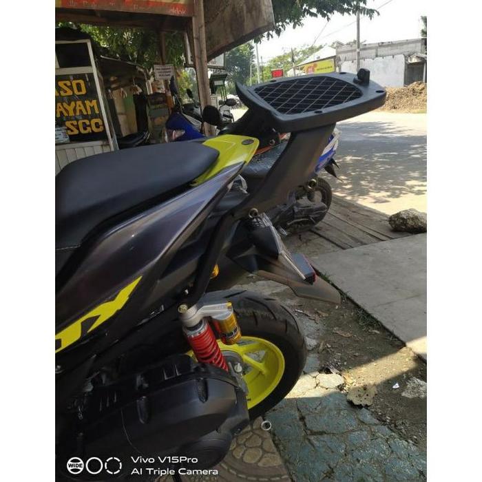 Gambar [Aks Motor] bracket box aerox Breket topbox aerox box givi shad kappa dari Eighteen-nine undefined Tokopedia