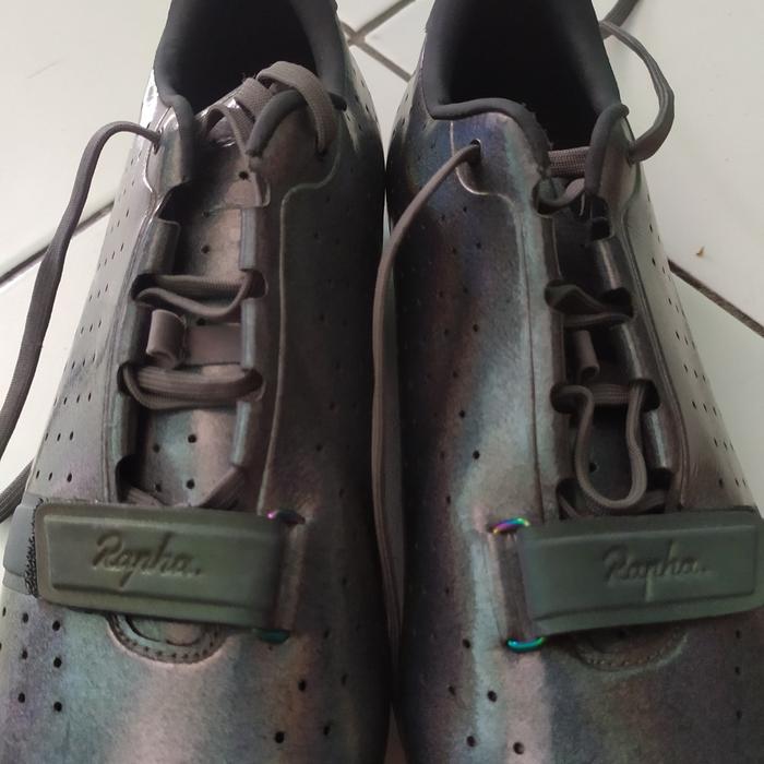 Gambar rapha classic shoes dari estepro undefined Tokopedia
