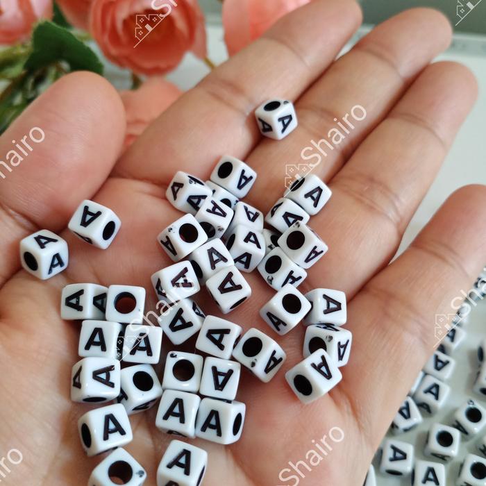 Gambar 80 Pcs Manik Huruf AAAA saja/ Mote Huruf vokal / Manik Abjad Alfabet - Kotak Putih A dari Shairo undefined 4 Tokopedia