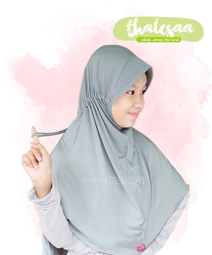 Gambar Jilbab Cutemoslem Thalesaa-Jilbab Jersey Tali Anak XL - Abu muda dari Cutemoslem Store undefined Tokopedia