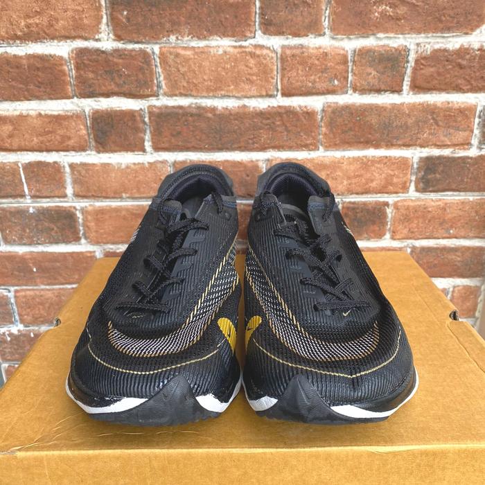 Gambar nike running shoes vaporfly next% 2 original bekas dari Scndrunshoes undefined Tokopedia