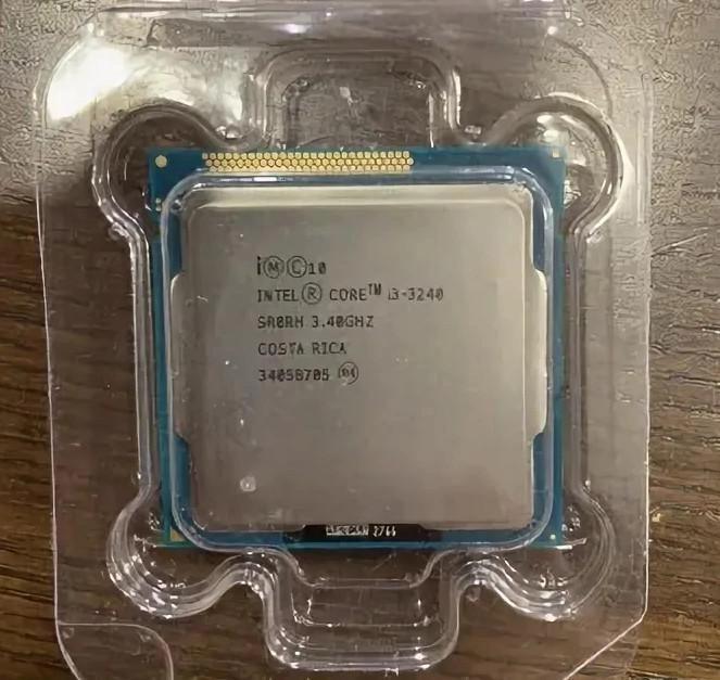 Gambar Processor Intel Core i3-2120 i3-3240 i5-2400 i5-2500 i5-3470 i5-3570 - i3 3-3240 dari isComputer Yogyakarta undefined Tokopedia