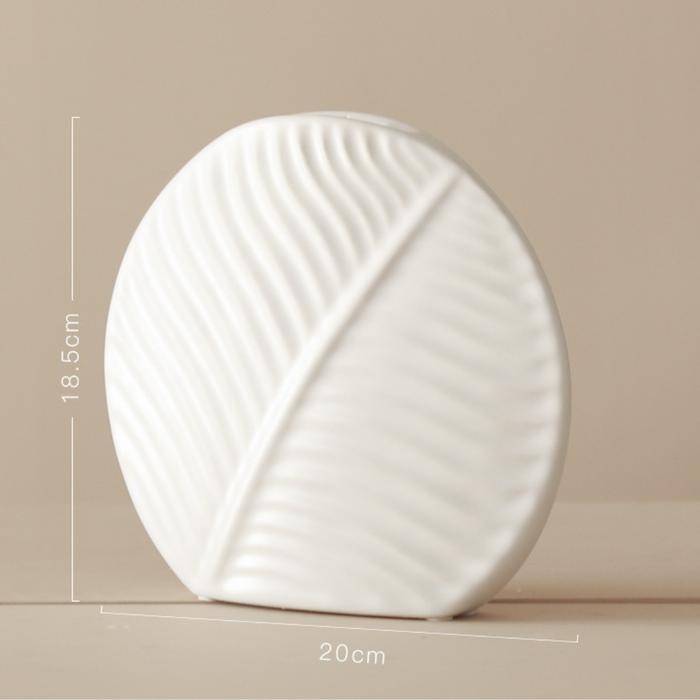Gambar Leaf Vas Keramik Putih / Pottery / Home Decor / Pajangan Rumah - Small dari Odessa.Homegoods undefined Tokopedia