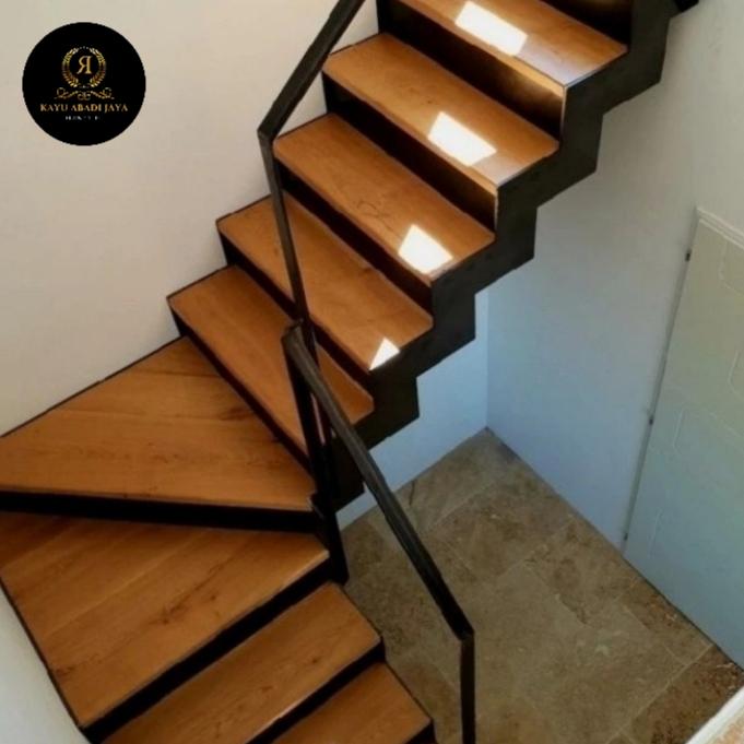 Gambar trap tangga kayu modern dari KAYU ABADI JAYA undefined Tokopedia