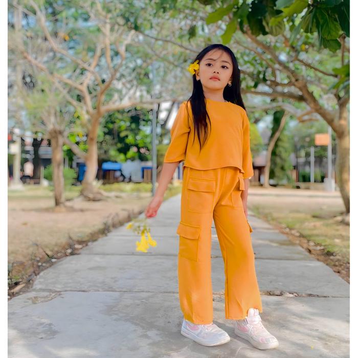 Gambar Baju Setelan Anak Perempuan Celana Cargo 2-12 tahun crinkle air flow - Kubus, M-2-3TAHUN dari JOYKIDSS undefined Tokopedia