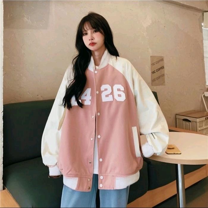 Gambar Jaket Baseball Varsity Kancing Wanita Pria Big Size S-7XL Sablon E4 26 - DustyPink Putih, S dari JAKET ARTA SARI undefined Tokopedia