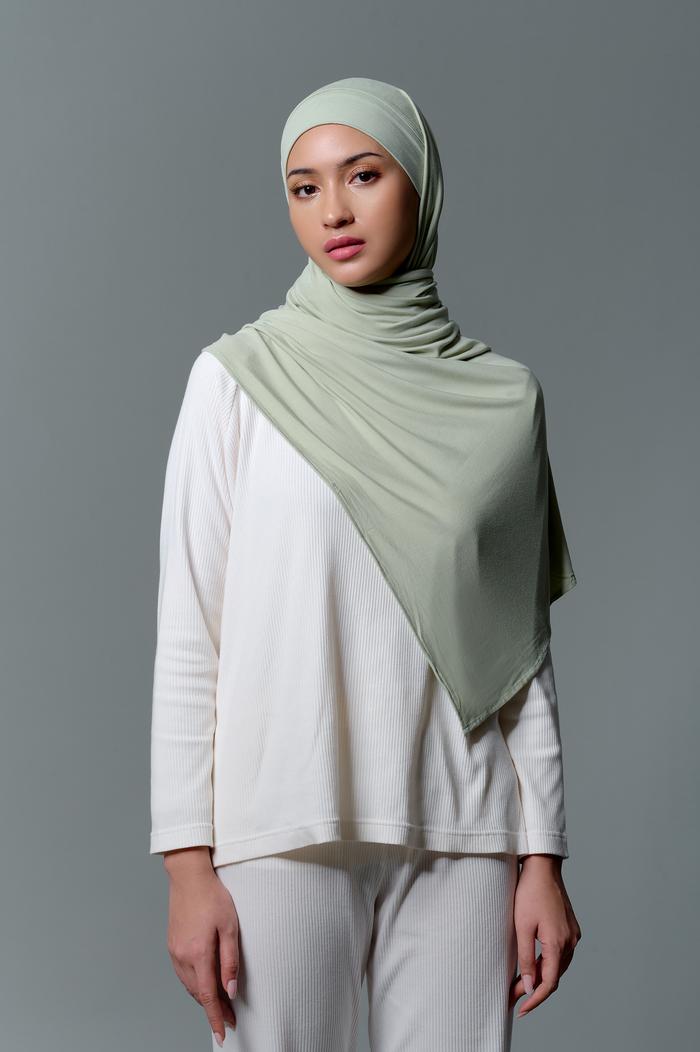 Gambar Meccanism Feat Zee Zee Shahab - Indila Pashmina Melayu Tali Instan Spandex Rayon Premium- Hijab Kaos Cooltech Airflow - Sage dari MECCANISM INDONESIA undefined Tokopedia
