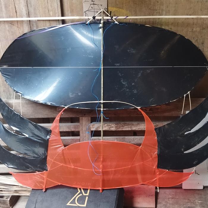 Gambar layangan ram raman jibek 1 meter bonus sendaren dari han_kiteshop undefined Tokopedia