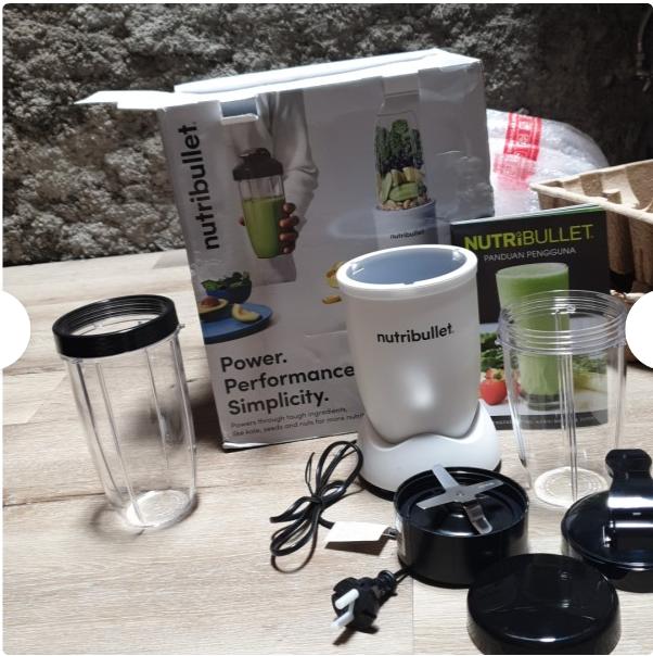Gambar Nutribullet Pro 900 W Blender - Nutri bullet Pro 900W - Original - Matter White dari Trusted.Store undefined Tokopedia