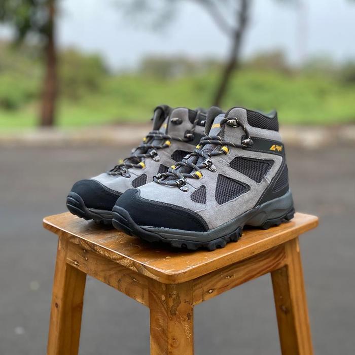Gambar Sepatu gunung Arei sepatu outdoor sepatu hiking pria terbaru - Abu-abu, 40 dari Billionaire Shoes undefined Tokopedia