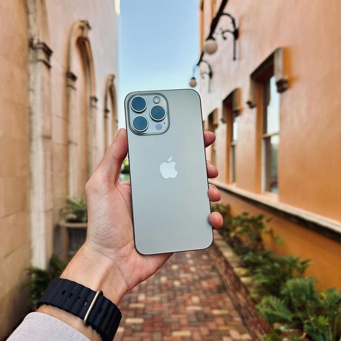 Gambar Dummy iPhone 15 Pro Max 1:1 Black Screen HP Buat Pajangan Toko Prank - 15 PM NATURAL T dari FIFOJAM undefined Tokopedia