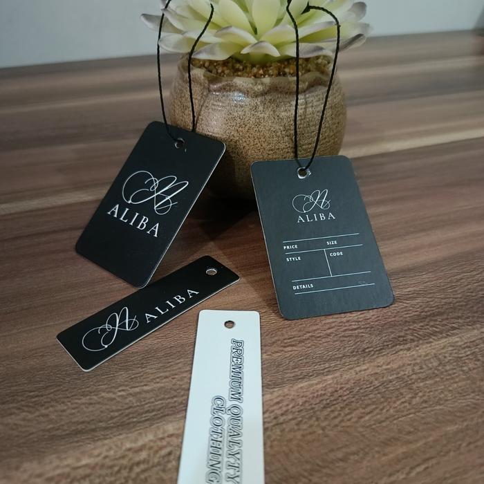 Gambar hangtag ivory 700 gsm, hangtag custom, hangtag baju - hangtag 700gsm, 500 lusin dari labelbandungstore undefined Tokopedia
