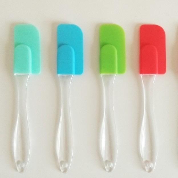 Gambar SE01 Spatula Silikon Silicone Baking Food Grade Tahan Panas Sutil - Size S 17cm Rdm dari Nyonya Lie undefined Tokopedia