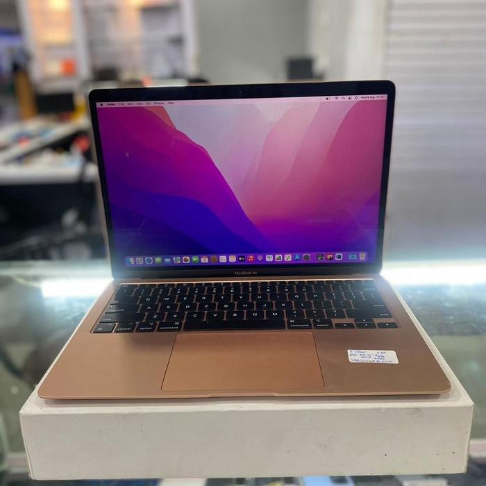 Gambar macbook Air M1 2020 13Inchi 8/256Gb Gold CC 85 dari Yadi Store com undefined Tokopedia