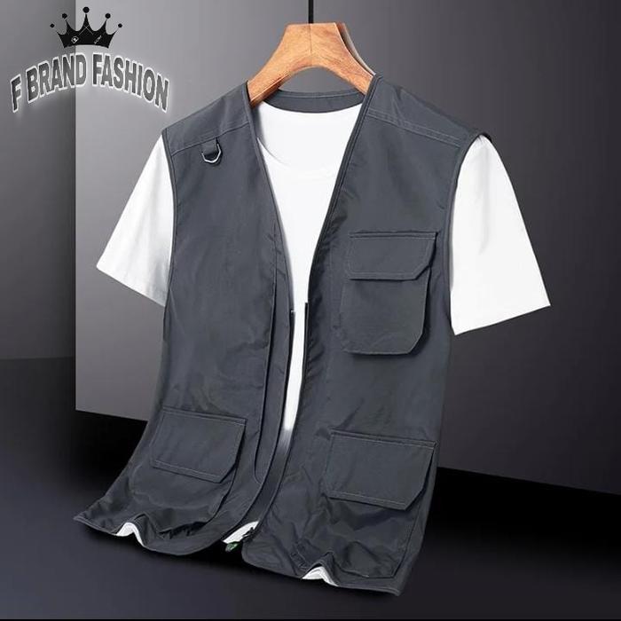 Gambar Rompi / vest pria / rompi pria / rompi outdor / rompi tactical / vest - Abu-abu, S dari F Brand Fashion undefined Tokopedia