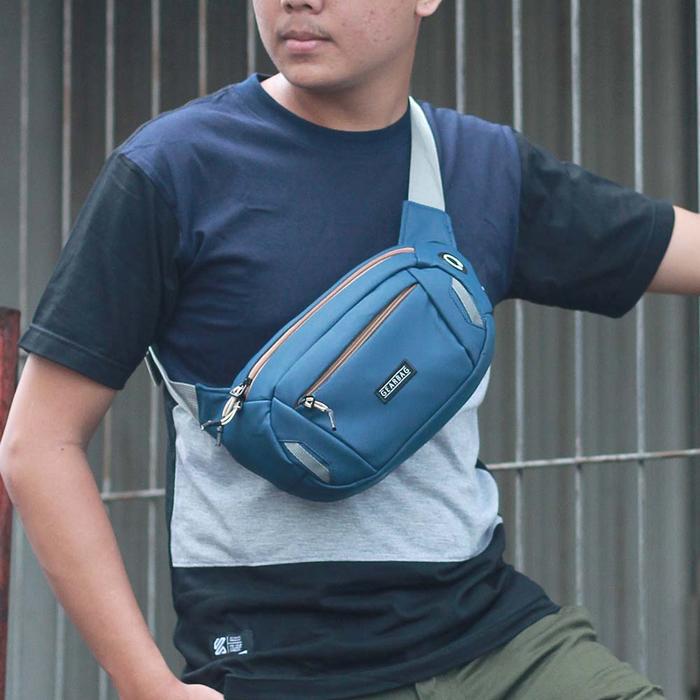 Gambar Tas Selempang Pria Gearbag Terma. Waistbag Pria Murah Variasi Warna. - Biru dari Papien Fashion undefined Tokopedia
