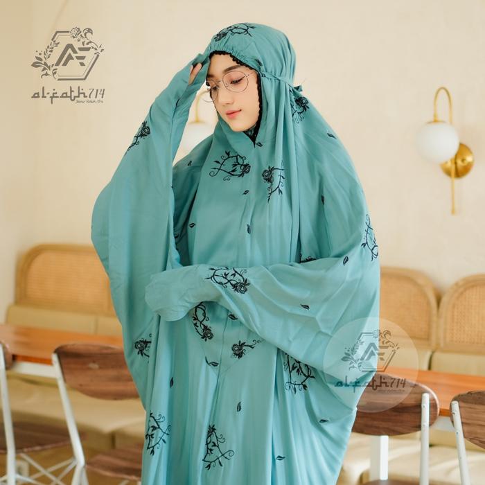 Gambar Mukena Terusan Dewasa Bordir Rose Love Mukenah Lajuran - Wardah, Tanpa Tas dari AL-fath714store undefined Tokopedia