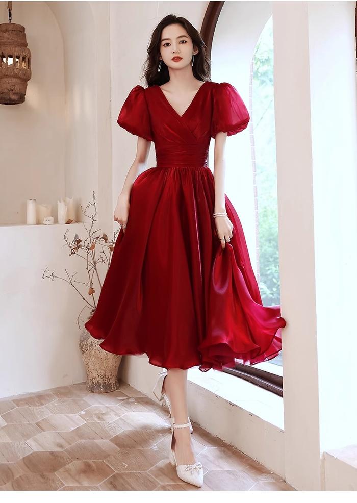 Jual Gaun Pesta 2310015 Merah Maroon Lengan Pendek Party Dress - Rok  Sebetis, S - Kota Medan - Christiantungofficial | Tokopedia