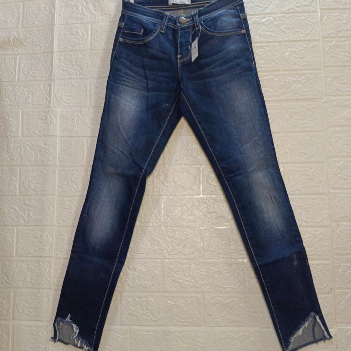 Gambar celana pencil wanita jeans dari bee fashion168 undefined Tokopedia