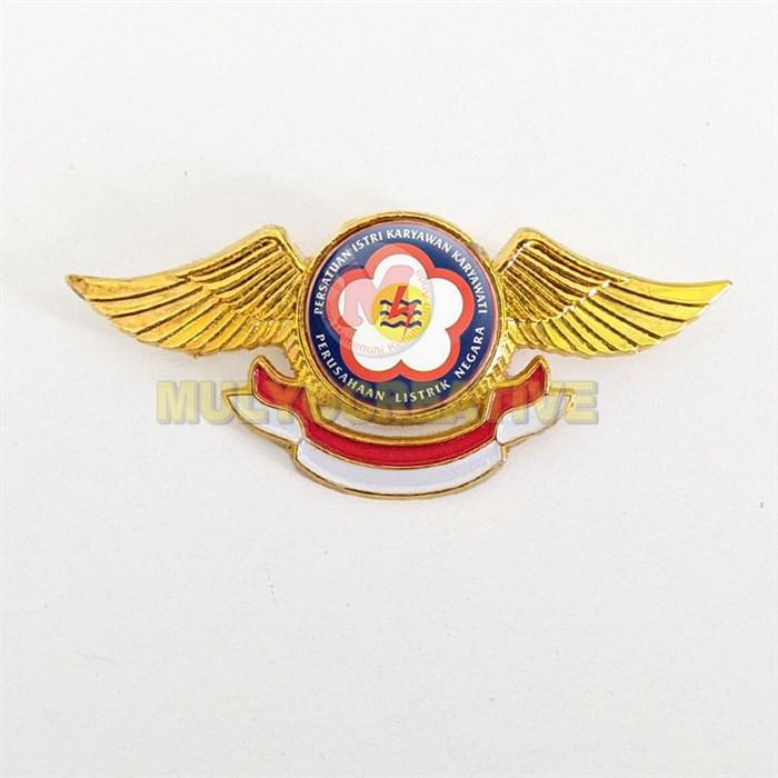 Gambar Pin PIKK PLN Pin Bros dan Wing Logo PIKK PLN - Wing 1, Peniti dari Mulyocreative co id undefined Tokopedia