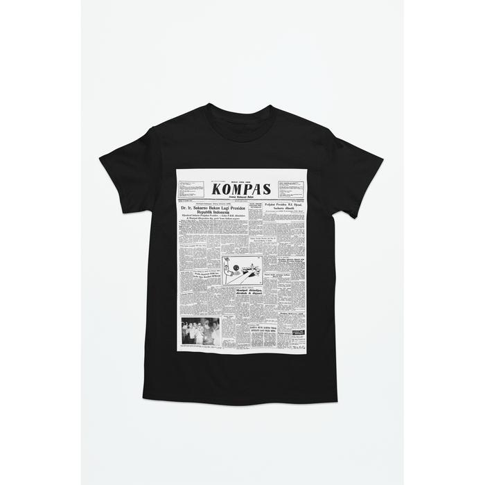 Gambar Kaus Halaman Depan Kompas Edisi Pelantikan Presiden RI - Hitam - Soeharto 1967, XL dari Harian Kompas undefined Tokopedia