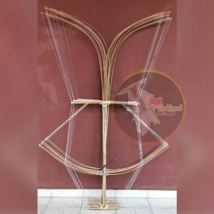Gambar ready layangan bebean lucu pilih warna bebas . - Rangka bebean, 300(1M) dari Alfan-jaya undefined Tokopedia