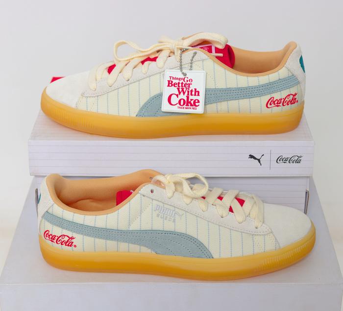 Disc 57% Original 100% Sepatu Sneakers Pria PUMA SUEDE X COCA COLA 42  di Bestbrandno1 Tokopedia