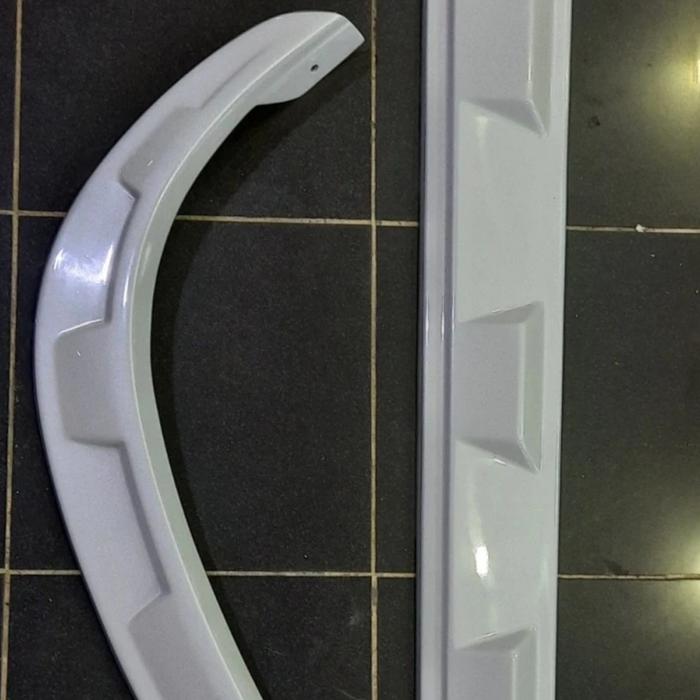 Gambar Over fender pajero 2021-2022-2023 rockford oem thailand - Putih dari indah auto accessories undefined Tokopedia