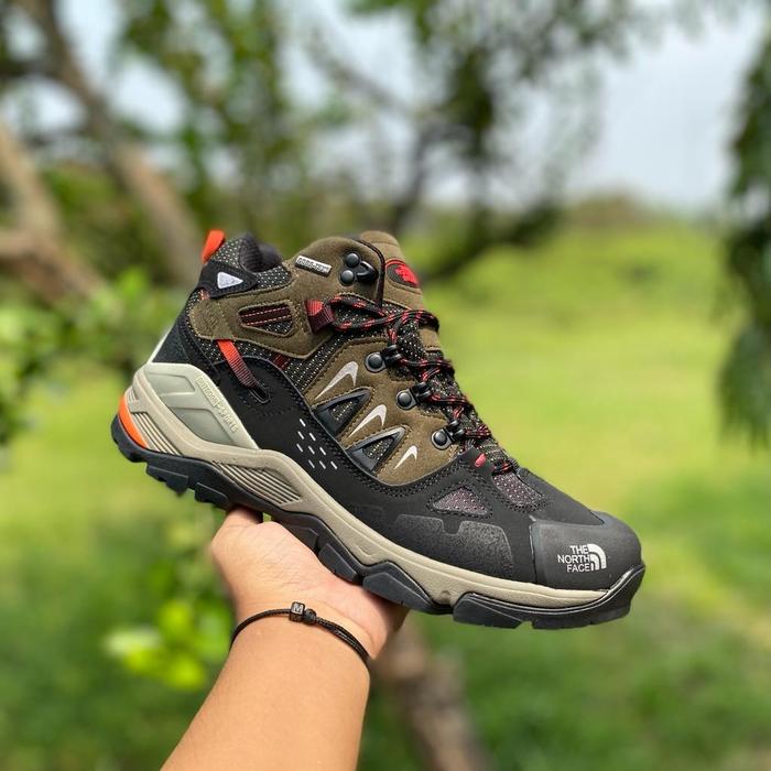 Gambar Sepatu outdoor the north face sepatu gunung TNF sepatu hiking pria - Army, 40 dari Billionaire Shoes undefined Tokopedia