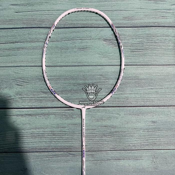 Gambar Raket Badminton HUNDRED SUPER STORM 5u 32LBS HNDRD HNDRD Original - Putih, Tidak disenar dari Mahkota Agung Badminton undefined 2 Tokopedia