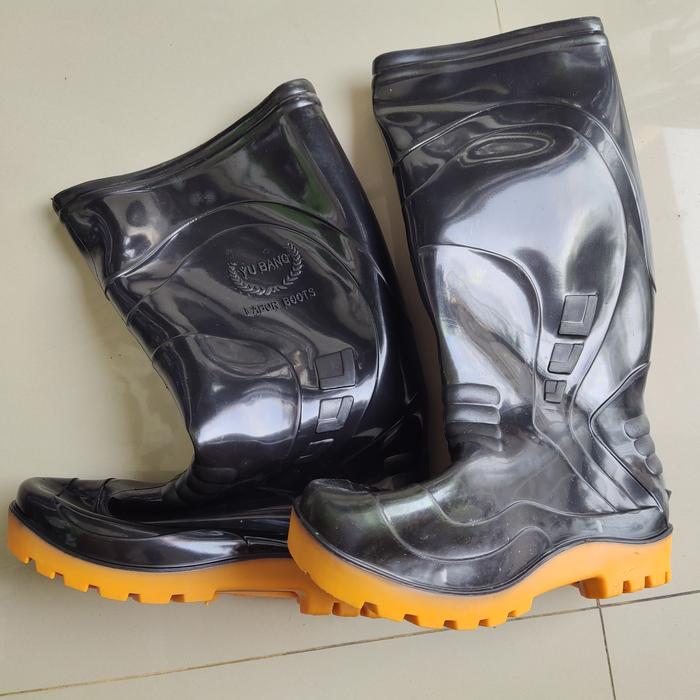 Gambar sepatu boots karet dari Lapak Bangkalan undefined Tokopedia