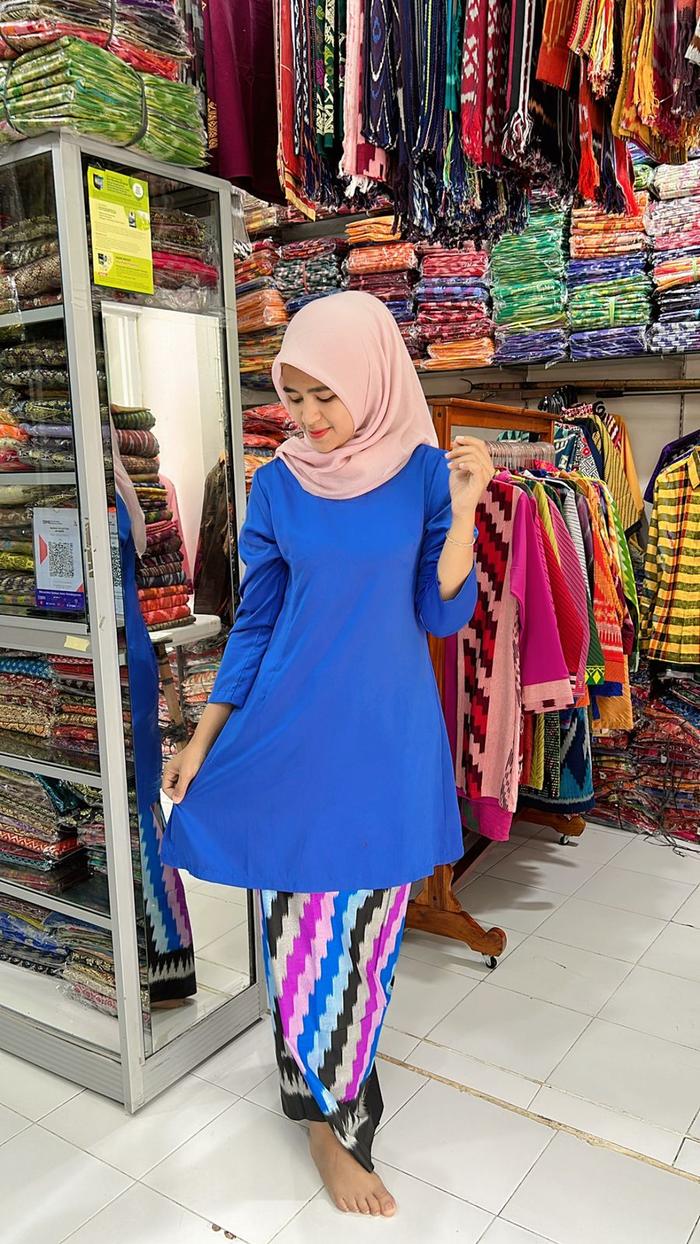 Gambar 1 stel baju kurung + kain corak insang - milo, M dari Putriaseggaf undefined 4 Tokopedia