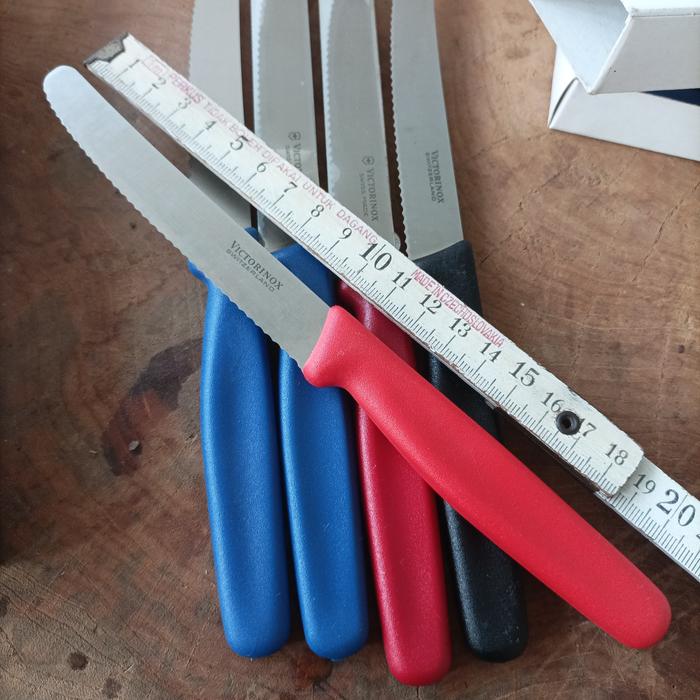 Gambar Pisau Steak Victorinox 21cm Bilah Full Serrated 10cm ORIGINAL NOS - Merah dari Classmo undefined Tokopedia