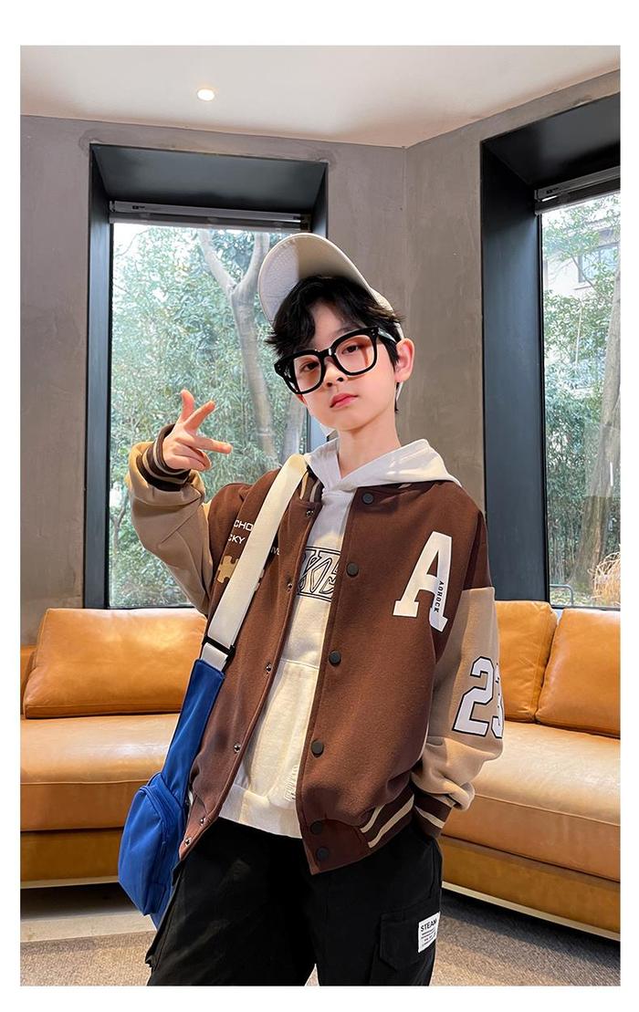 Gambar Sweater Anak Pria Umur 9 Tahun - A CHOCK Jaket Basebal Anak - Moca, 9-12 tahun dari SEBARAT undefined Tokopedia