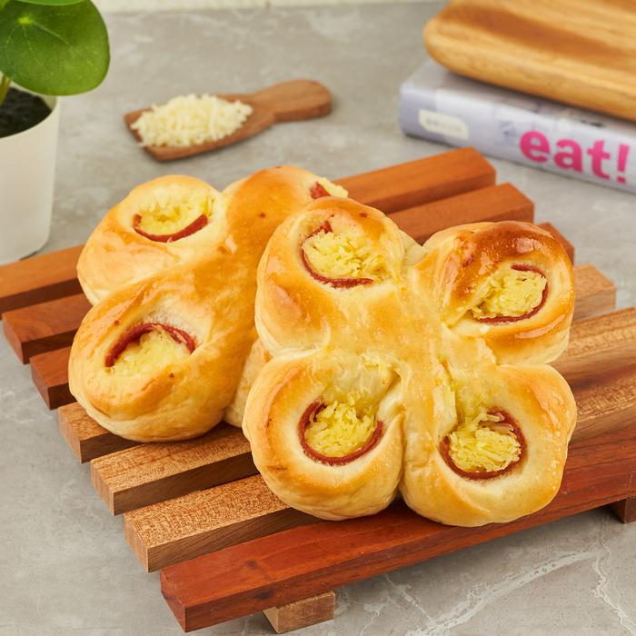 Gambar Varian Roti Asin Manis - Roti Keju Ayam dari etbakery undefined 4 Tokopedia