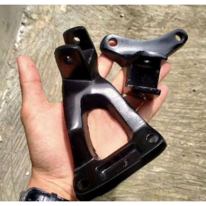 Gambar POWER MIO DUDUKAN FOOTSTEP STEP BELAKANG MIO SMILE/MIO SET PIJAKAN - power hitam aja dari SagaLegend undefined Tokopedia