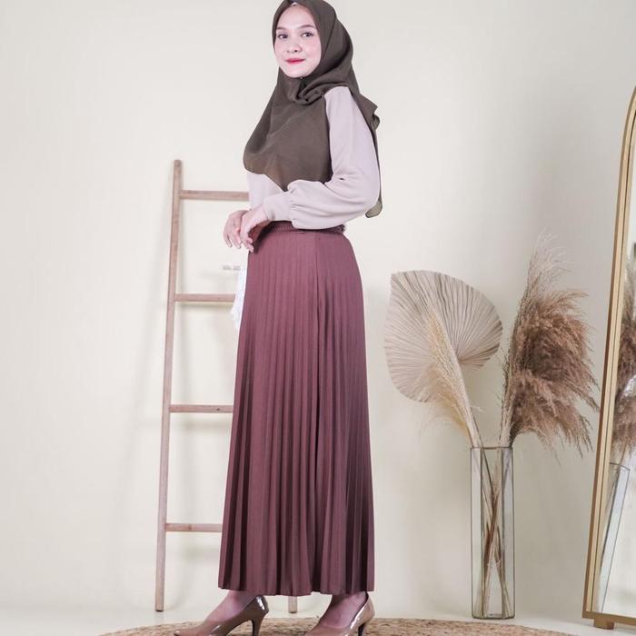 Gambar FWR - 256 ROK PLISKET PREMIUM - milo dari keynaratalstore 77 undefined Tokopedia