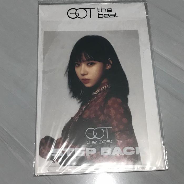 Gambar OFFICIAL PC PHOTOCARD AESPA WINTER NINGNING KARINA GISELLE AR TICKET - postcard winter dari Starrensf undefined Tokopedia