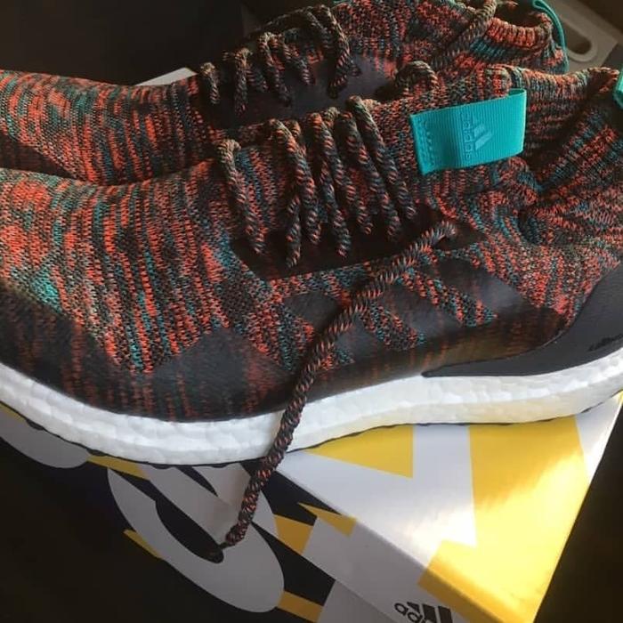 ultra boost mid burgundy