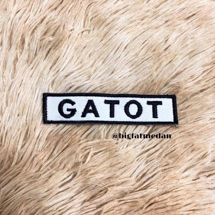 Gambar Patch Nama, Emblem Nama, Bordir Nama, Patch Nama, Nama Satu Tingkat - Putih bng hitam dari Bigfatmedan undefined Tokopedia