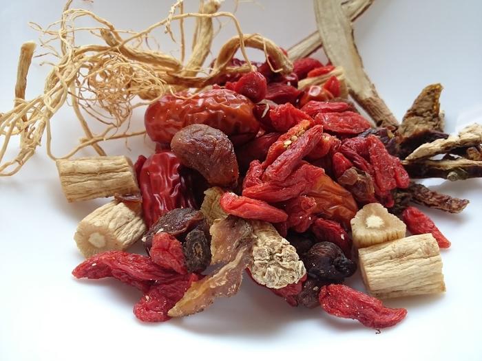 Gambar Herbal Ayam Cia Po Dengan Akar Ginseng dari edelweiss pantry undefined Tokopedia