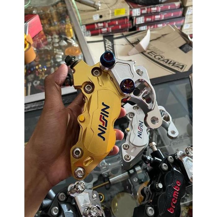 Gambar Paket kaliper Nissin / Brembo 4p axial fizR Jupiter ukuran disc 300mm - Nissin gold dari nabil motor77 undefined Tokopedia