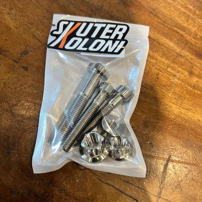 Gambar Titanium Bolt Baut Rear Shock belakang Vespa LX S Sprint Primavera GTS - silver dari skuterkoloni undefined Tokopedia