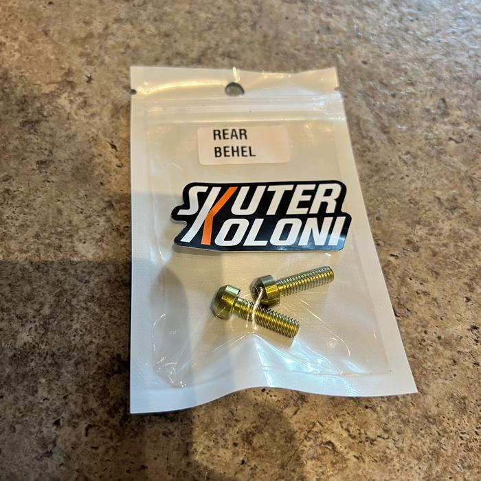 Gambar Titanium Bolt Baut Cover Behel belakang Vespa LX S Sprint Primaver GTS - gold dari skuterkoloni undefined Tokopedia