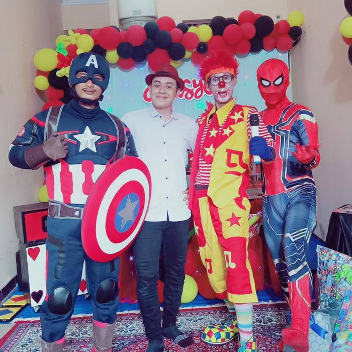 Gambar Badut Spiderman | Badut Captain Amerika | Badut Baby shark | Badut Lol dari jojobadut undefined Tokopedia
