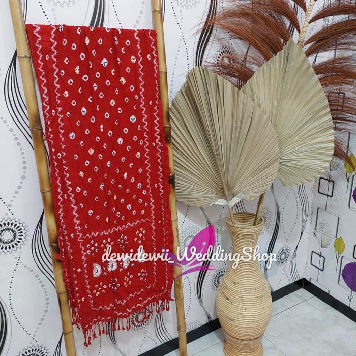 Gambar Selendang Jumputan / Selendang Kebaya Terbaru - (Merah Cabe) dari cepi official store undefined Tokopedia