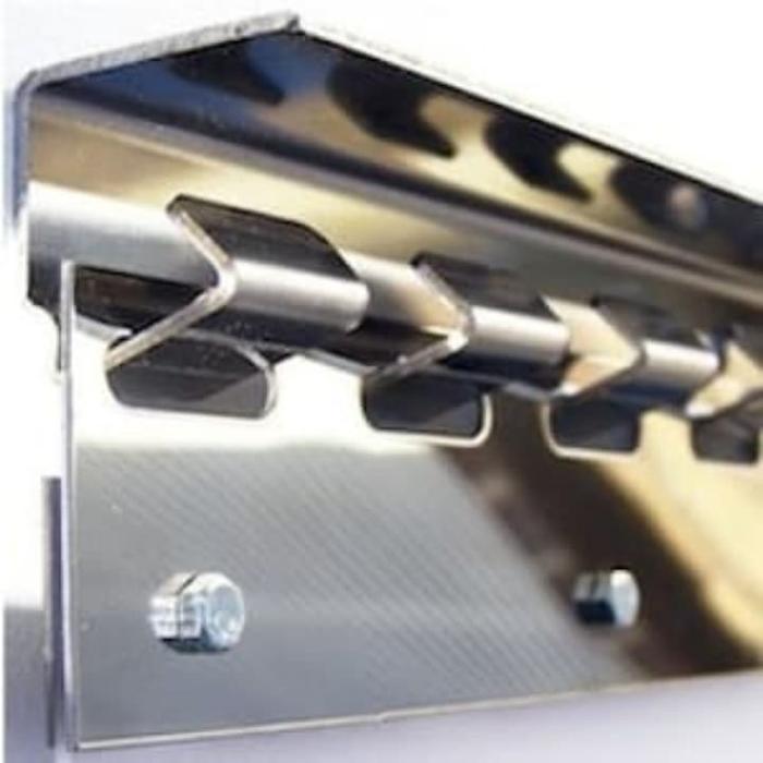 Gambar Gantungan Hanger Breaket Strip Pvc curtain Stainless dari mitraLTC undefined Tokopedia