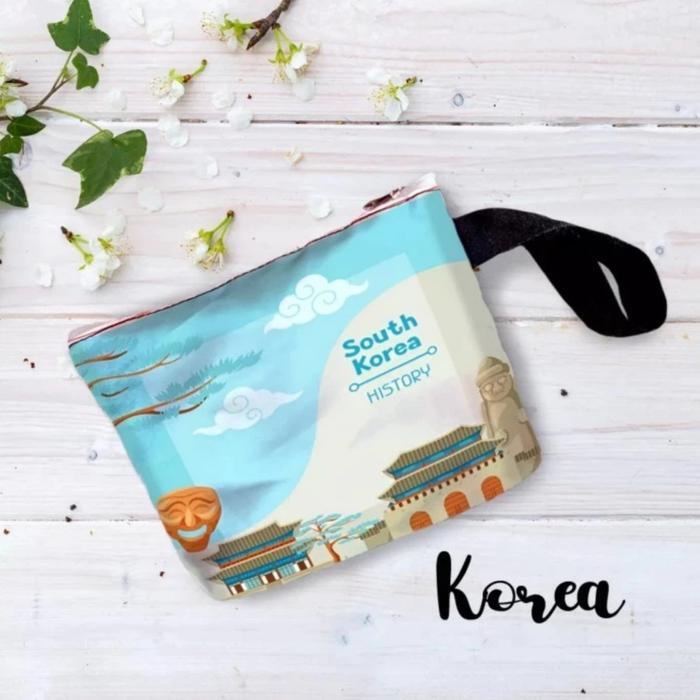 Gambar Souvenir Oleh oleh | Pouch Dompet Japan & Korea Printing | Grosir - Korea Blue dari Alvystreet undefined Tokopedia