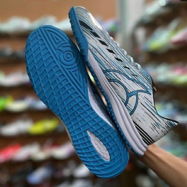 Gambar sepatu futsal ortuseight ikan hiu - Blue, 37 dari een ozil shoes 117 undefined Tokopedia