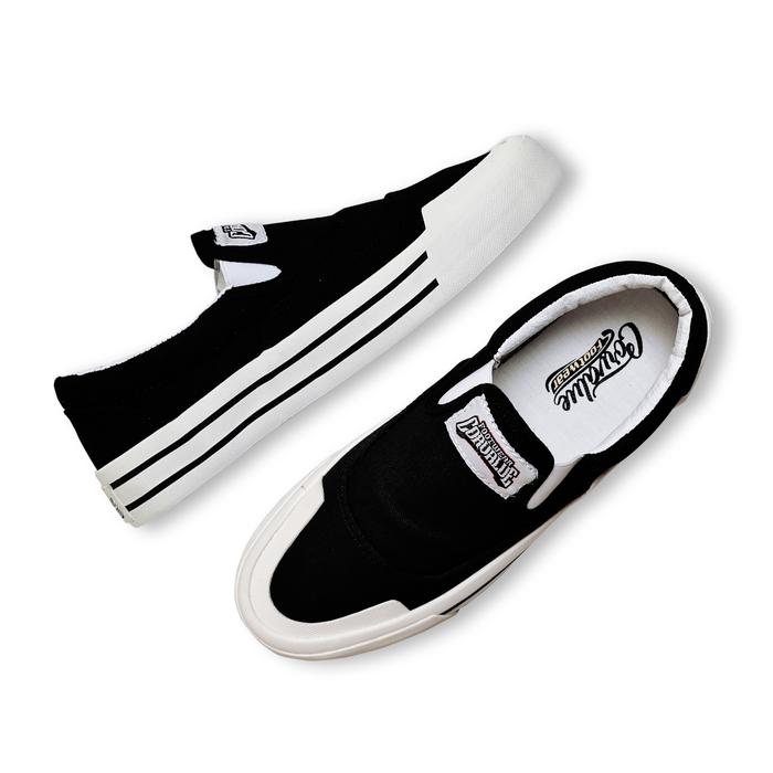 Gambar sepatu slip on pria original Corvalue Louisville  gr2hitam lokal brand - louisville Bw, 36 dari CorvalueFootwear undefined Tokopedia